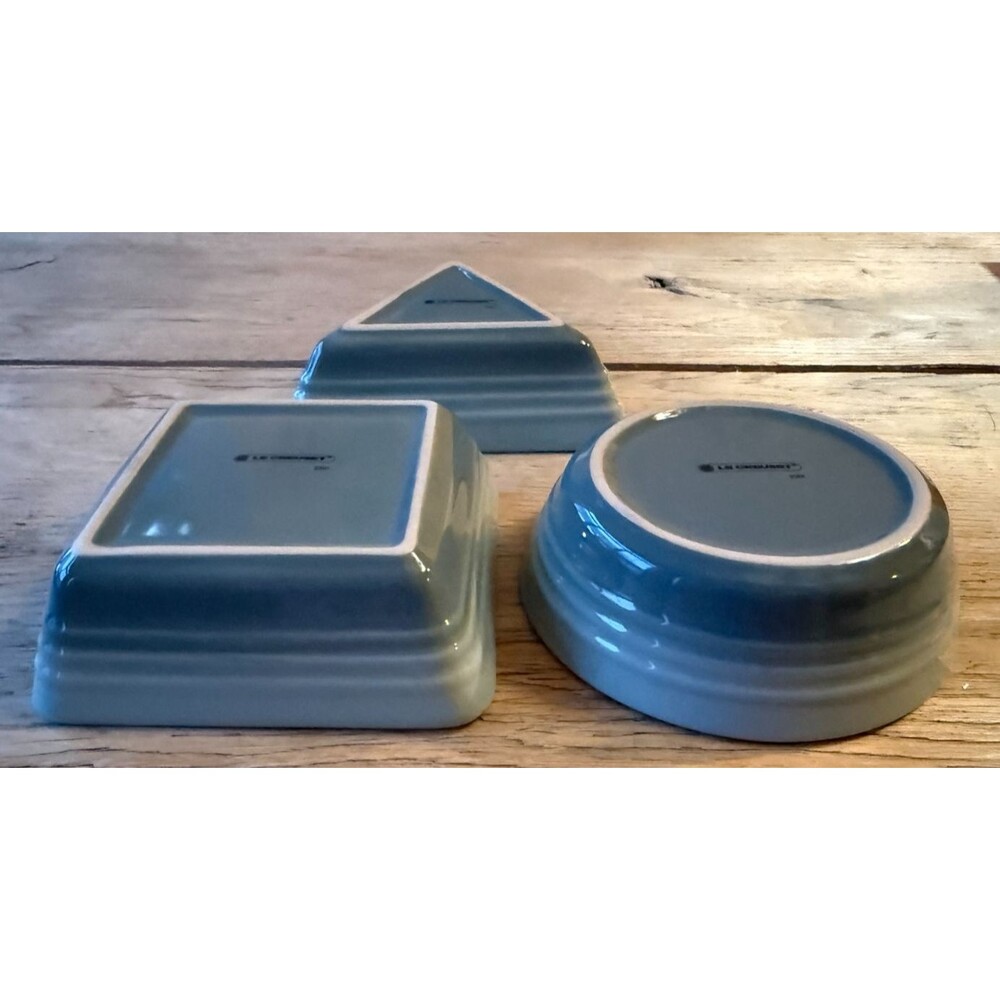 Le Creuset Stoneware Geometric Tapas Serving Dishes Set of 3 Sea Salt Green NEW - Picture 4 of 7
